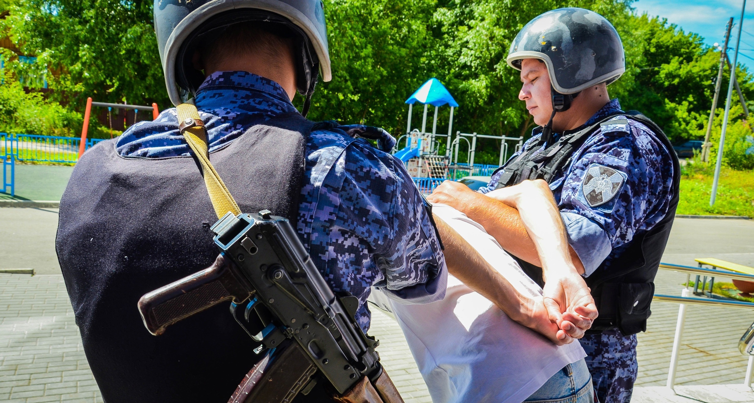 В Кузнецке росгвардейцы задержали разыскиваемого алиментщика