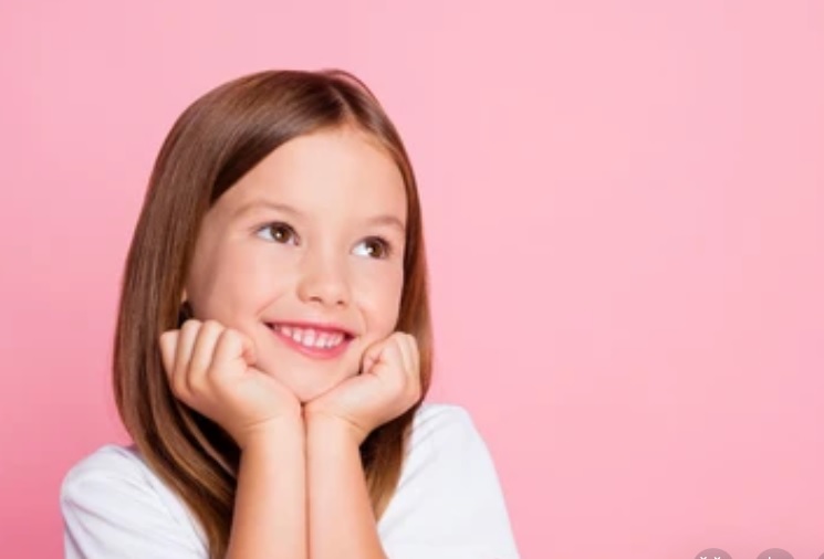 В России призвали увеличить пособие по уходу за ребенком до 100% зарплаты родителя