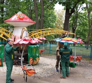 В парке имени В.Г. Белинского проверили безопасность аттракционов