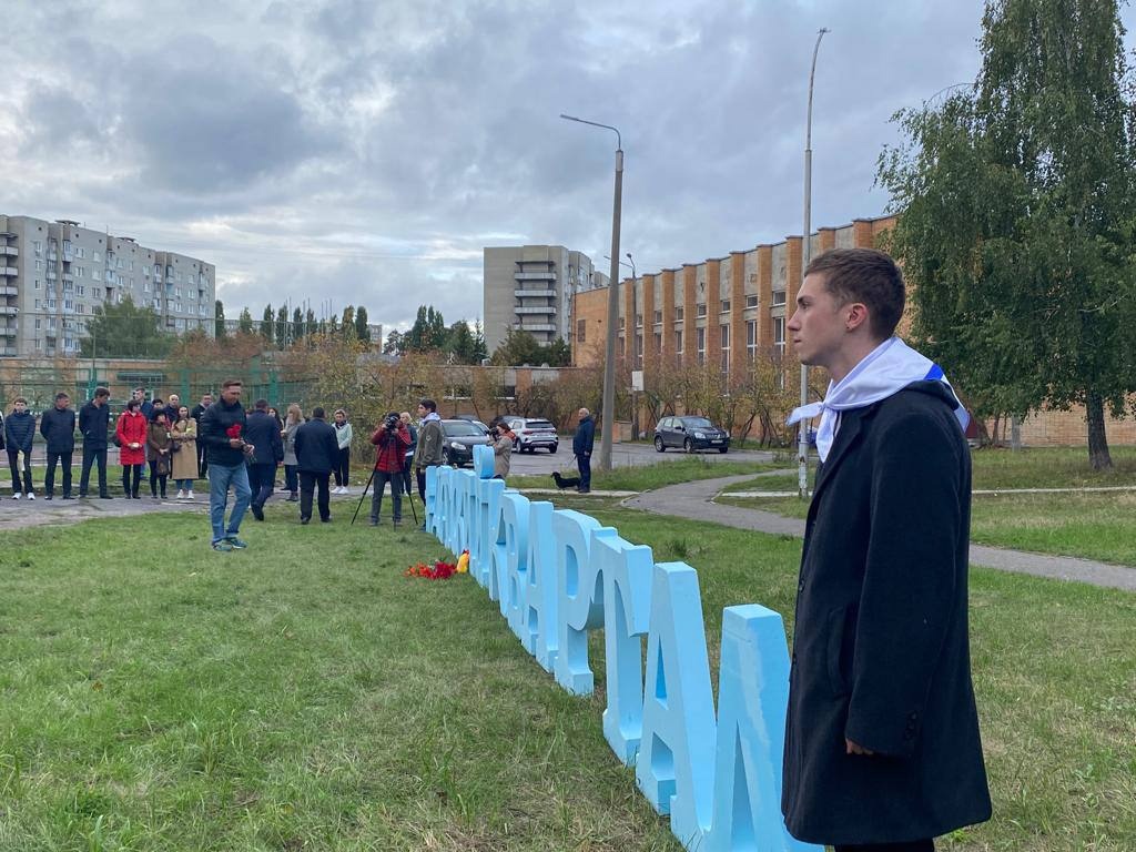 Жители Заречного могут почтить память погибших в Ижевске школьников