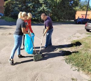 В Сердобске чиновники вышли на уборку