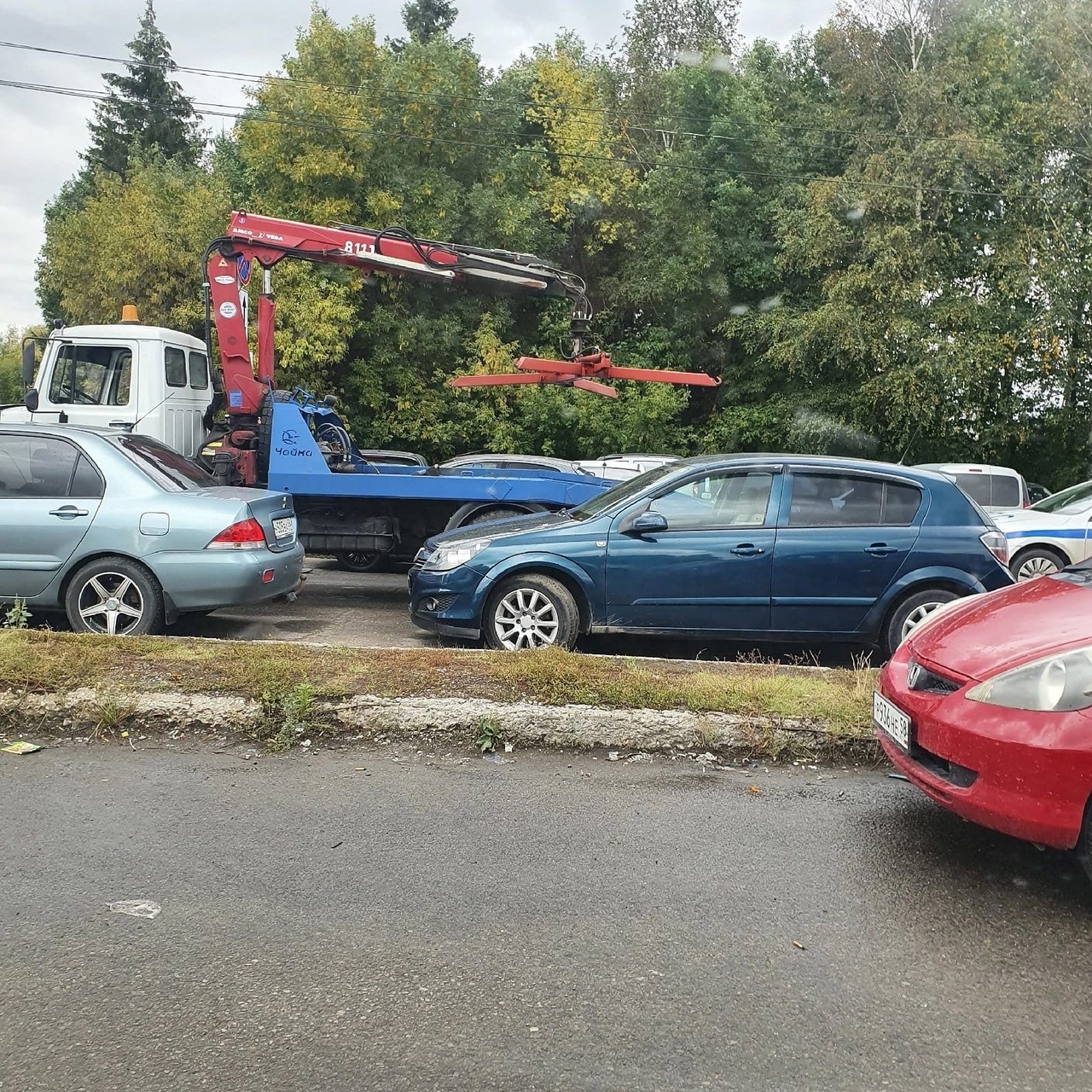 Пензенских автолюбителей предупредили о работающем эвакуаторе на Стасова