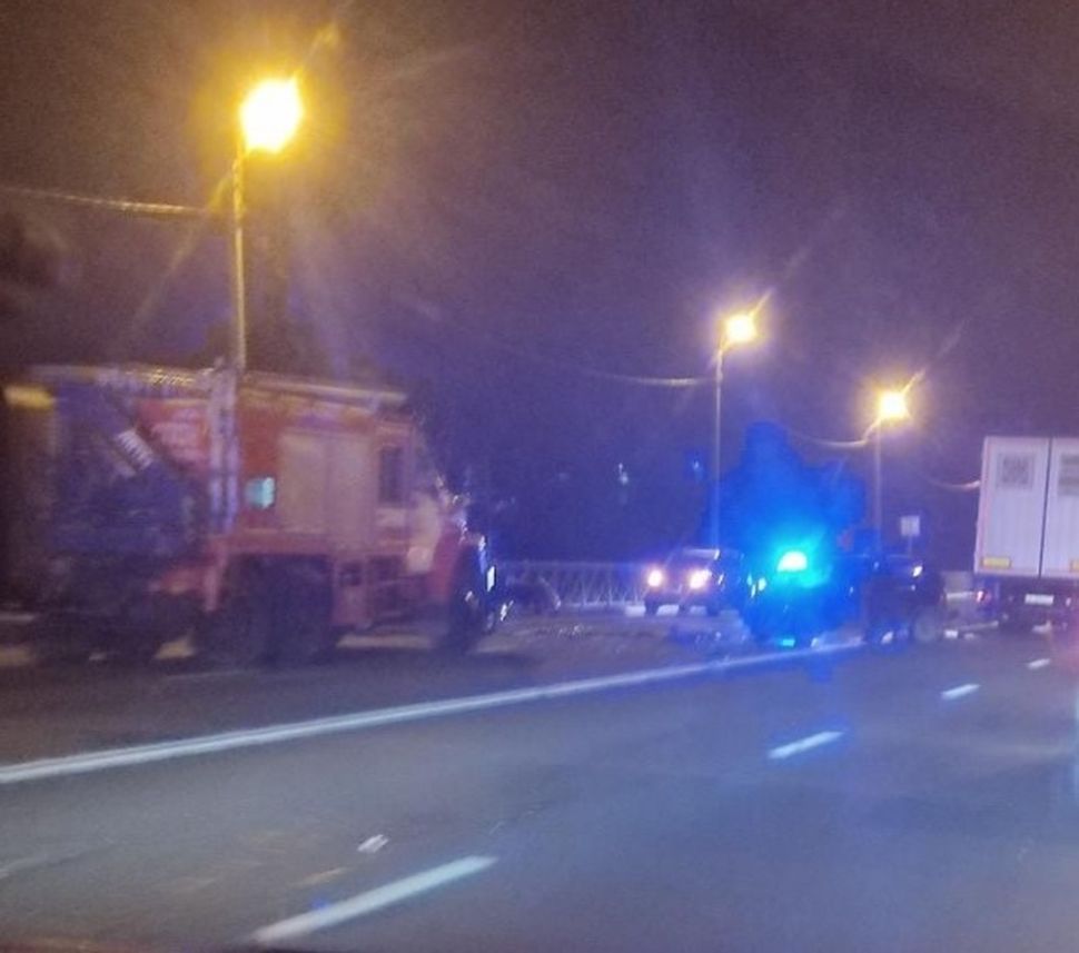 На место ДТП в районе ручья Стремянный выезжали спасатели