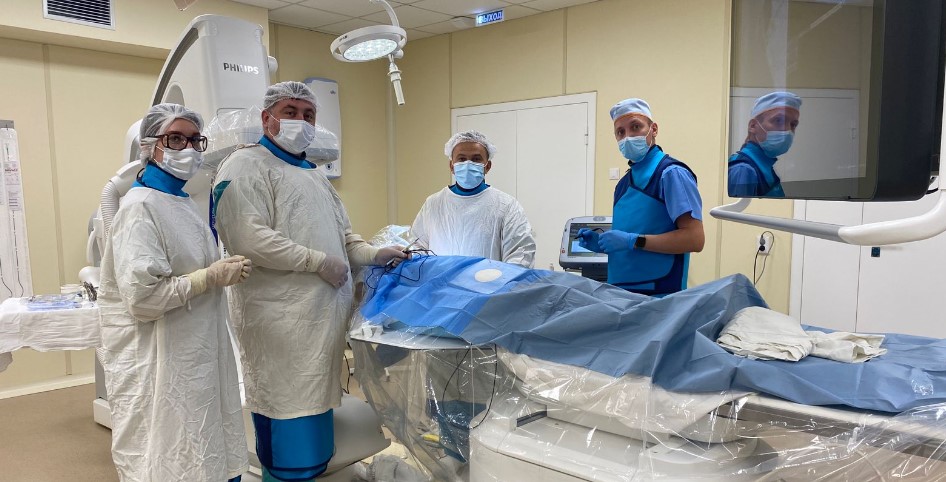 Пензенские кардиохирурги провели экстренную операцию и спасли 86-летнюю пациентку