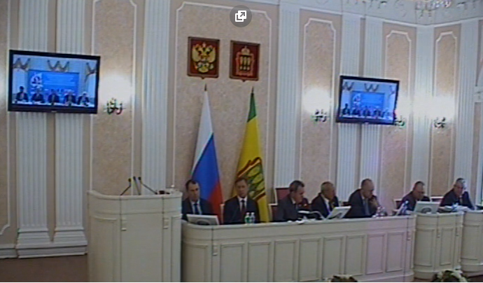 Депутаты Заксобра изменили возрастной ценз для участников Молодежного парламента