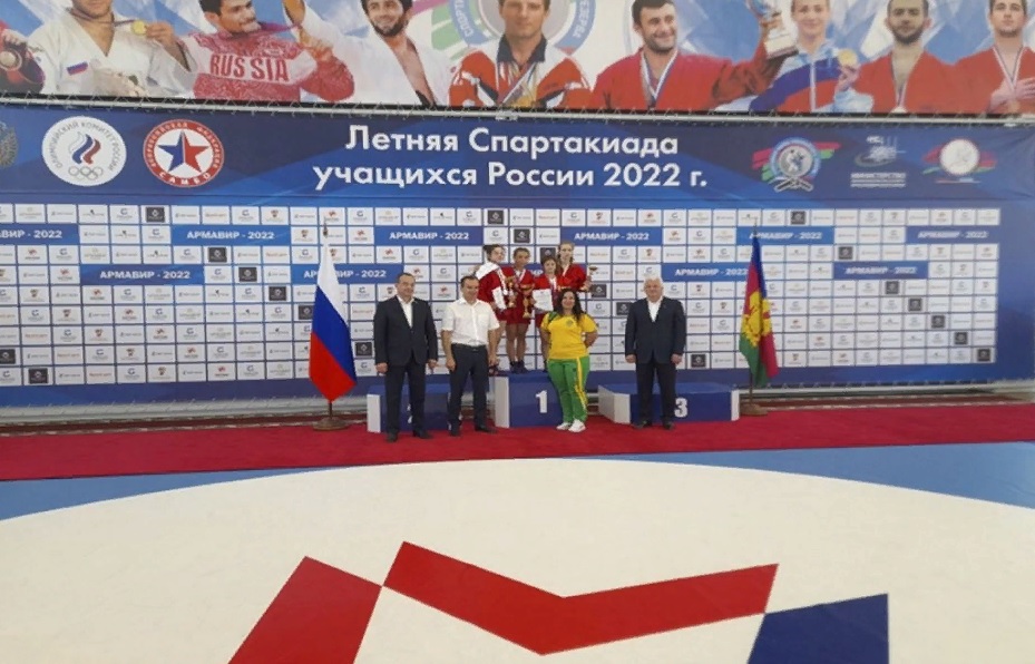 Олег Мельниченко поздравил пензенских спортсменов с победой в Спартакиаде учащихся