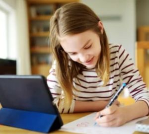 Пензенским родителям рассказали, как приучить ребенка делать уроки