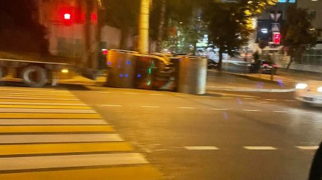 В Пензе при падении катка с подъемника никто не пострадал