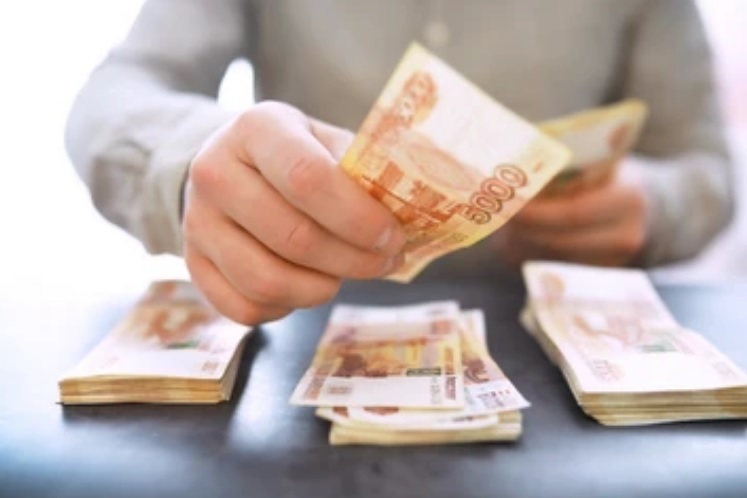 Житель Каменки поверил в нелепую историю мошенников и отдал им 870 тысяч рублей