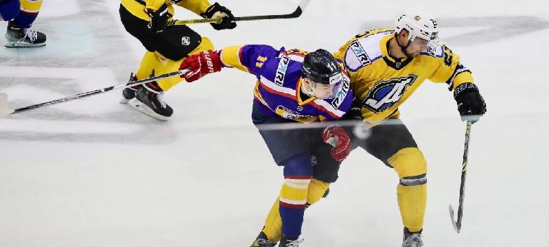 Одна победа и два поражения завершили выездную серию ХК «Дизель»