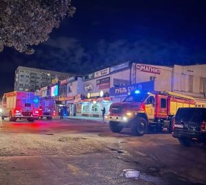 В Пензе ночью произошел пожар в крупном ТЦ Арбеково