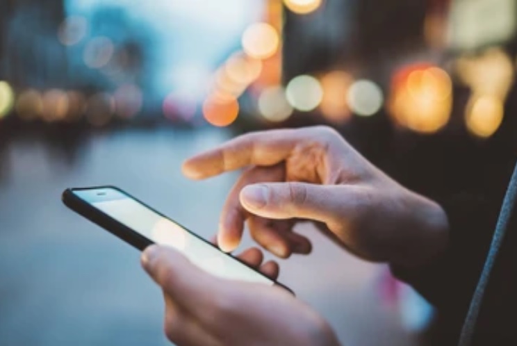 Кузнечанин перевел деньги мошенникам, думая, что помогает родственнице