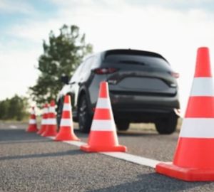 Российский Союз автошкол предрек массовое закрытие из-за подорожания авто