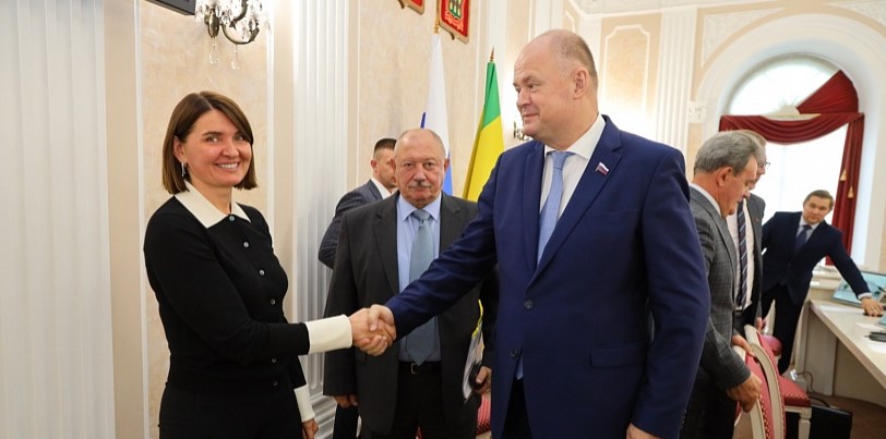 Юлия Лазуткина стала сенатором РФ от регионального Заксобра седьмого созыва