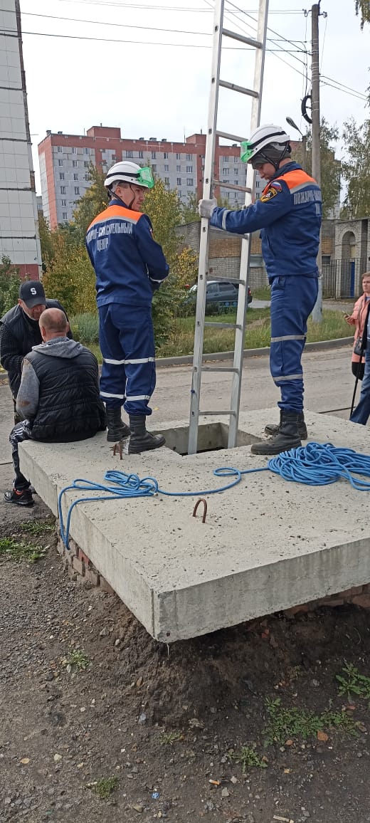 В Пензе мужчина провалился в колодец и не смог выбраться