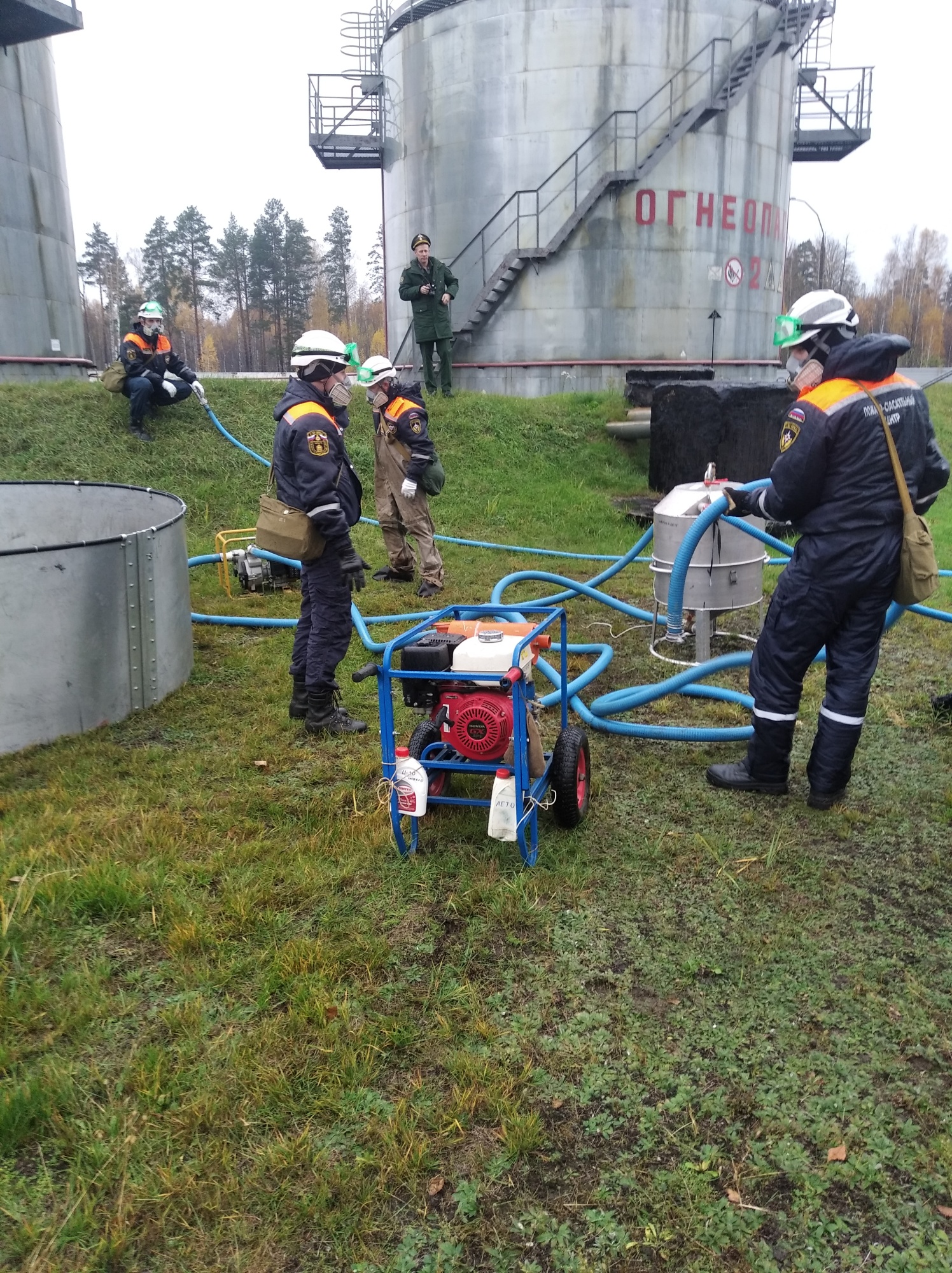 В Леонидовке провели учения на случай розлива нефти