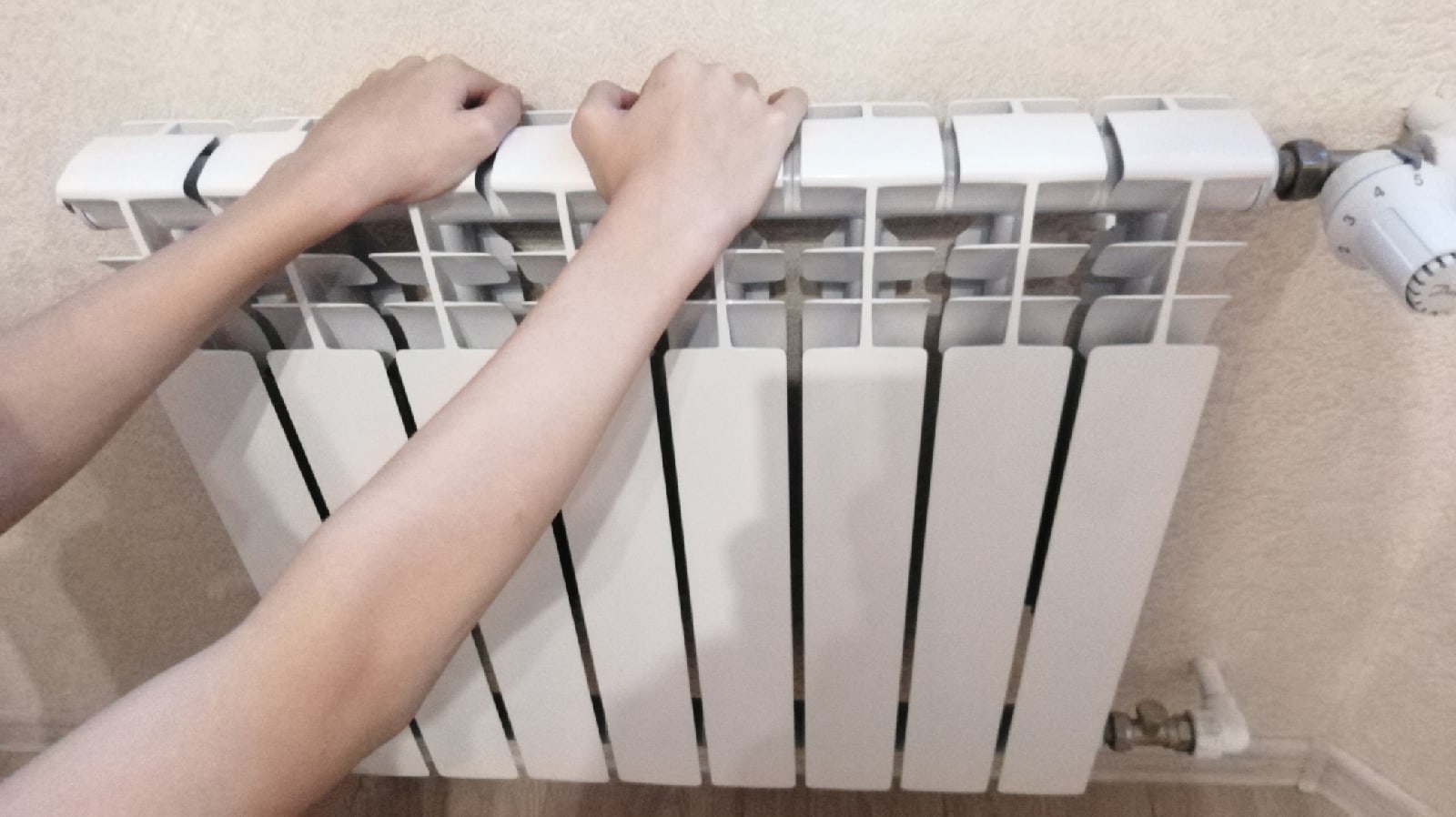 В Кузнецке с появлением тепла в домах возникли проблемы на 12-ти улицах