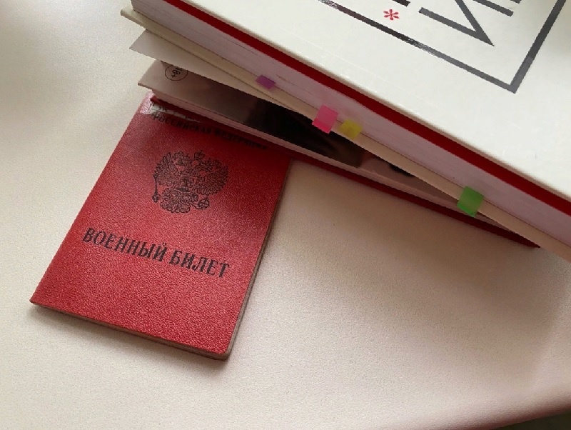 Пензенцам объяснили, могут ли повестку заполнить при них на улице