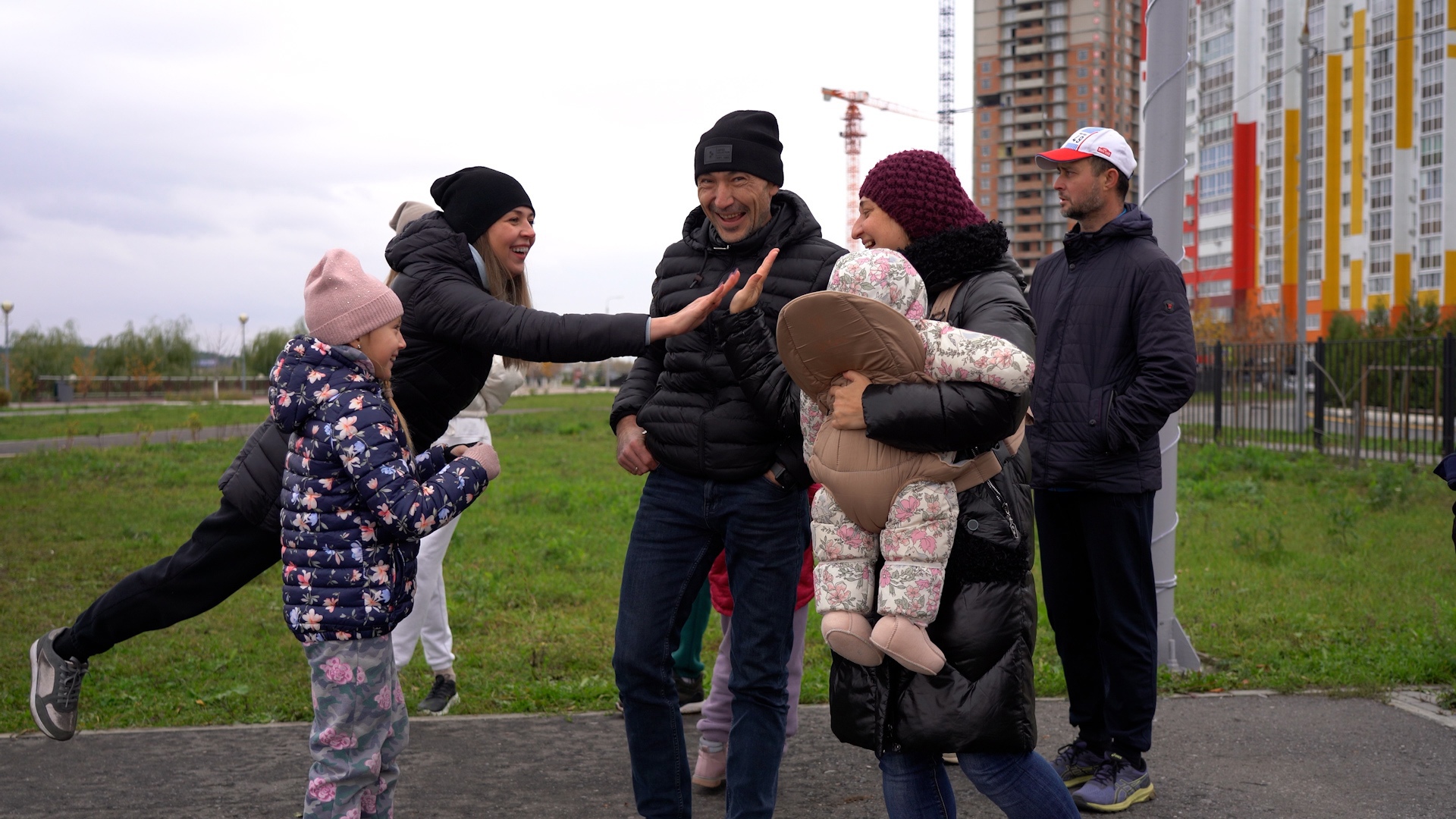 Осенний фестиваль спортивных семей прошел в Спутнике