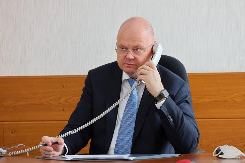 Вадим Супиков помог избирателям решить проблемные вопросы