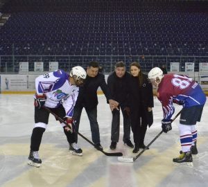 "Дионис" одержал победу на открытии хоккейного турнира на кубок Кожевникова