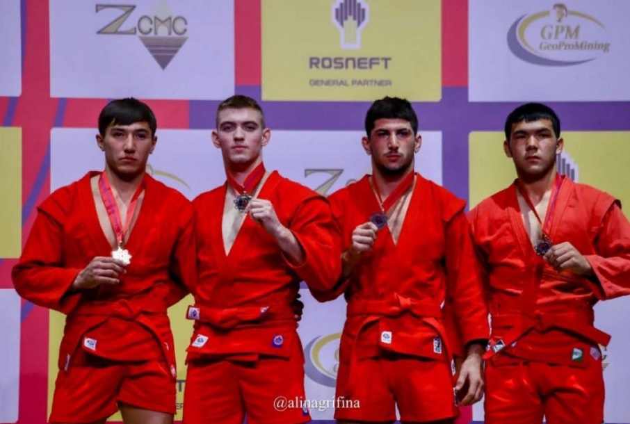 Спортсмен из Заречного в третий раз победил на первенстве мира по самбо