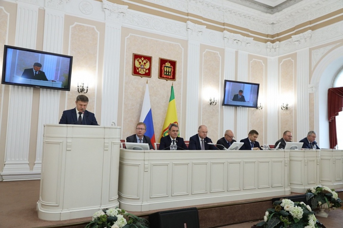 Вадим Супиков: "Депутаты подержали инициативу об оказании помощи военкоматам"