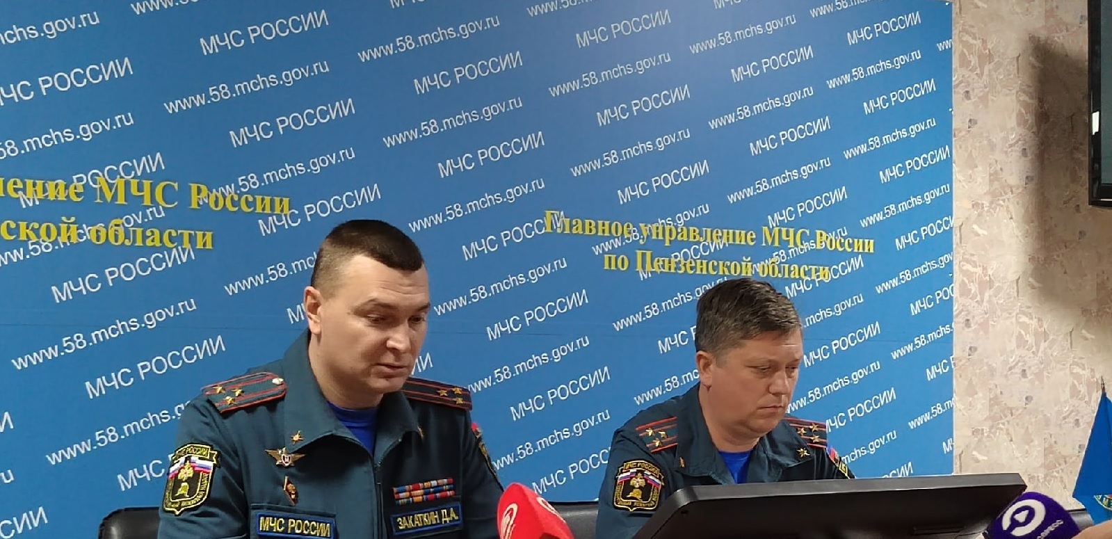 Пензенских пожарных, тушивших ТЦ «Красные холмы», могут представить к наградам