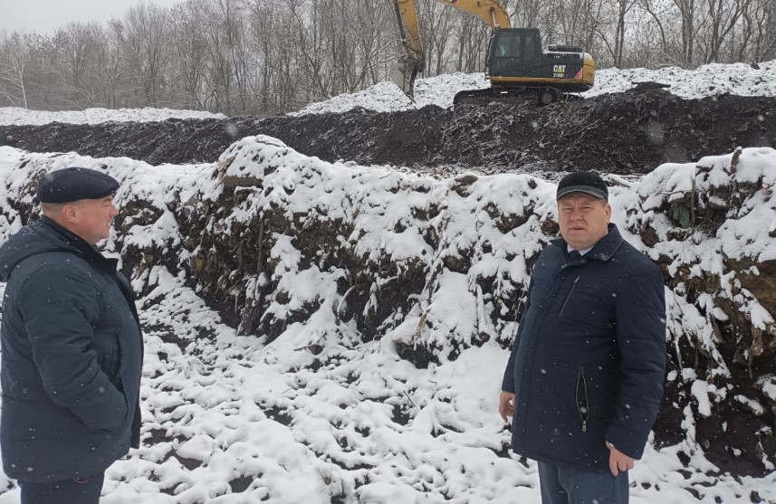 Глава Минлесхоза проверил ход устранения свалки в Сердобске