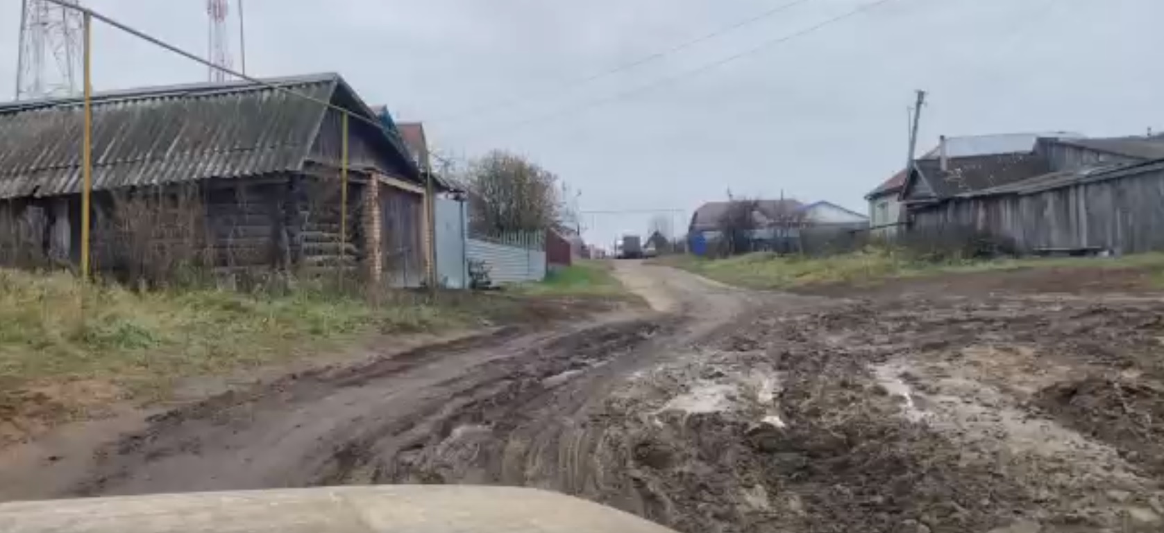 Жителям Шемышейки пообещали восстановить благоустройство после раскопок коммунальщиков