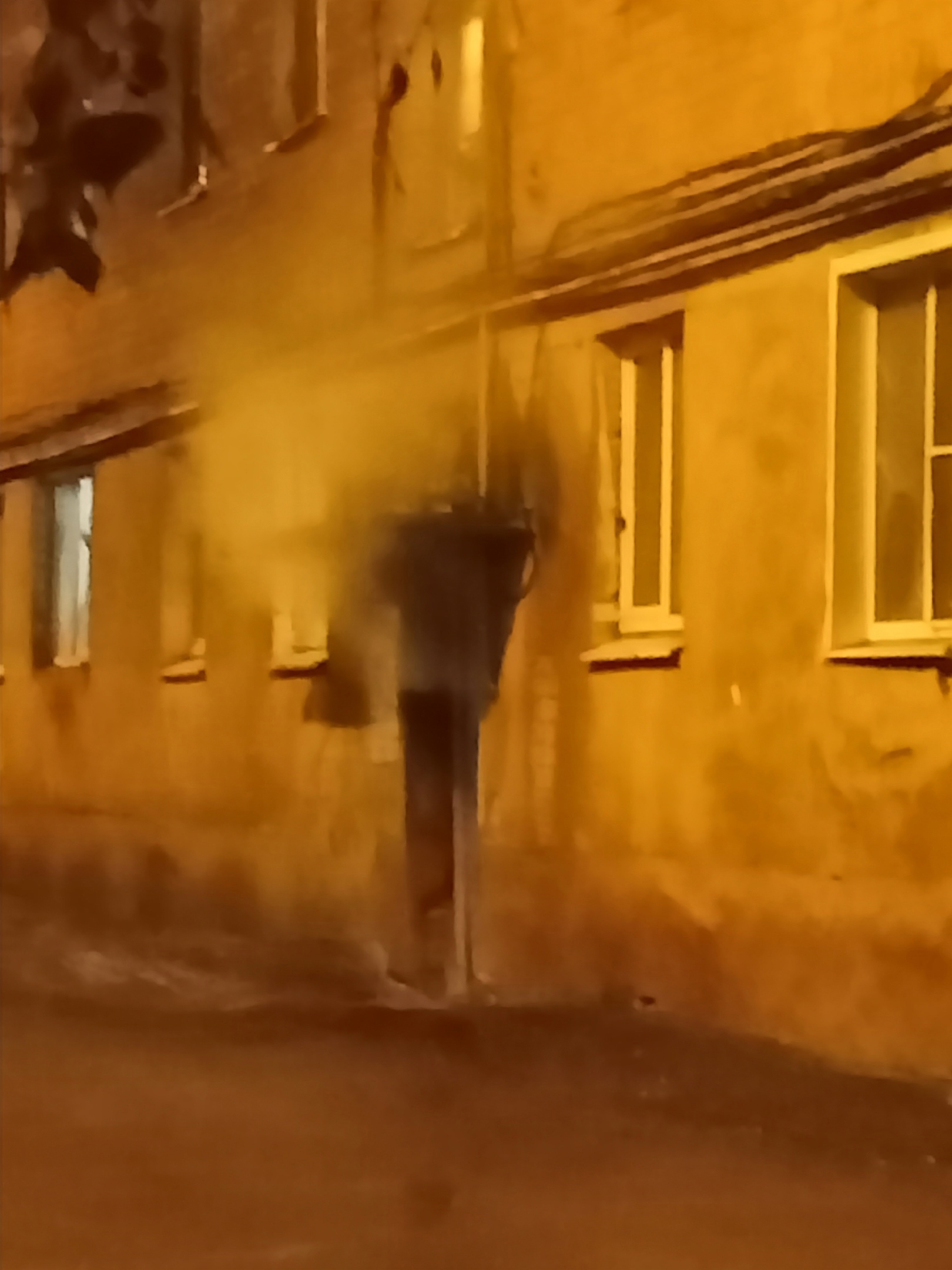 Пензенцам назвали причину, почему дом на проспекте Победы заволокло паром