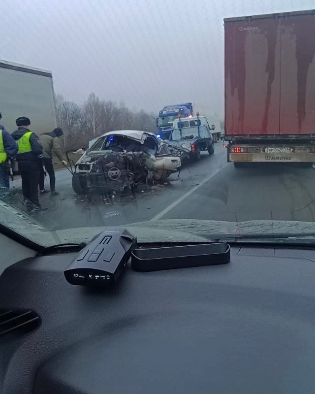 В ДТП на М5 с «ГАЗелью» пострадали  пять человек