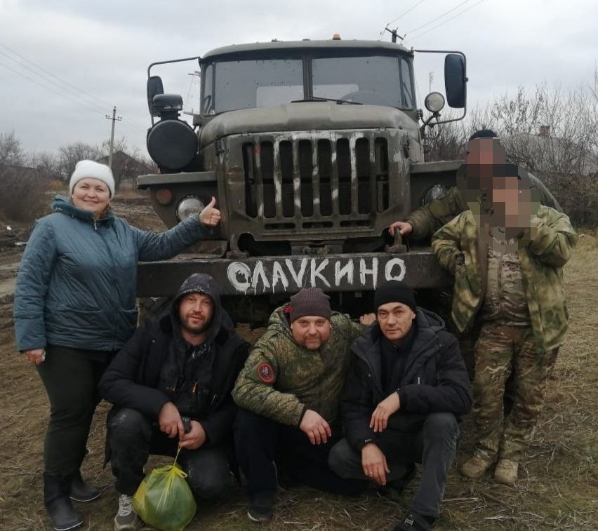 Волонтеры из Пензенской области отправили мобилизованным машину с дронами и одеждой