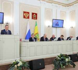 Вадим Супиков и депутаты Заксобрания утвердили бюджет Пензенской области в первом чтении