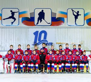 Юные кузнецкие хоккеисты одержали очередную победу на первенстве