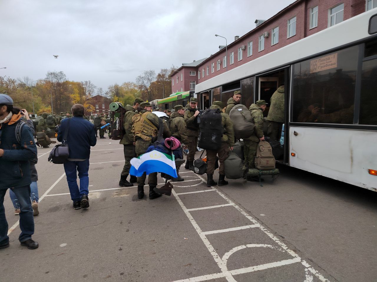 Жители Пензы узнали, кто принимает решение о регионе, в который отправится призывник