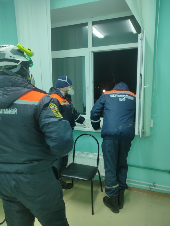 В Пензе мужчина упал с 6 этажа и разбился о козырек туберкулезной больницы