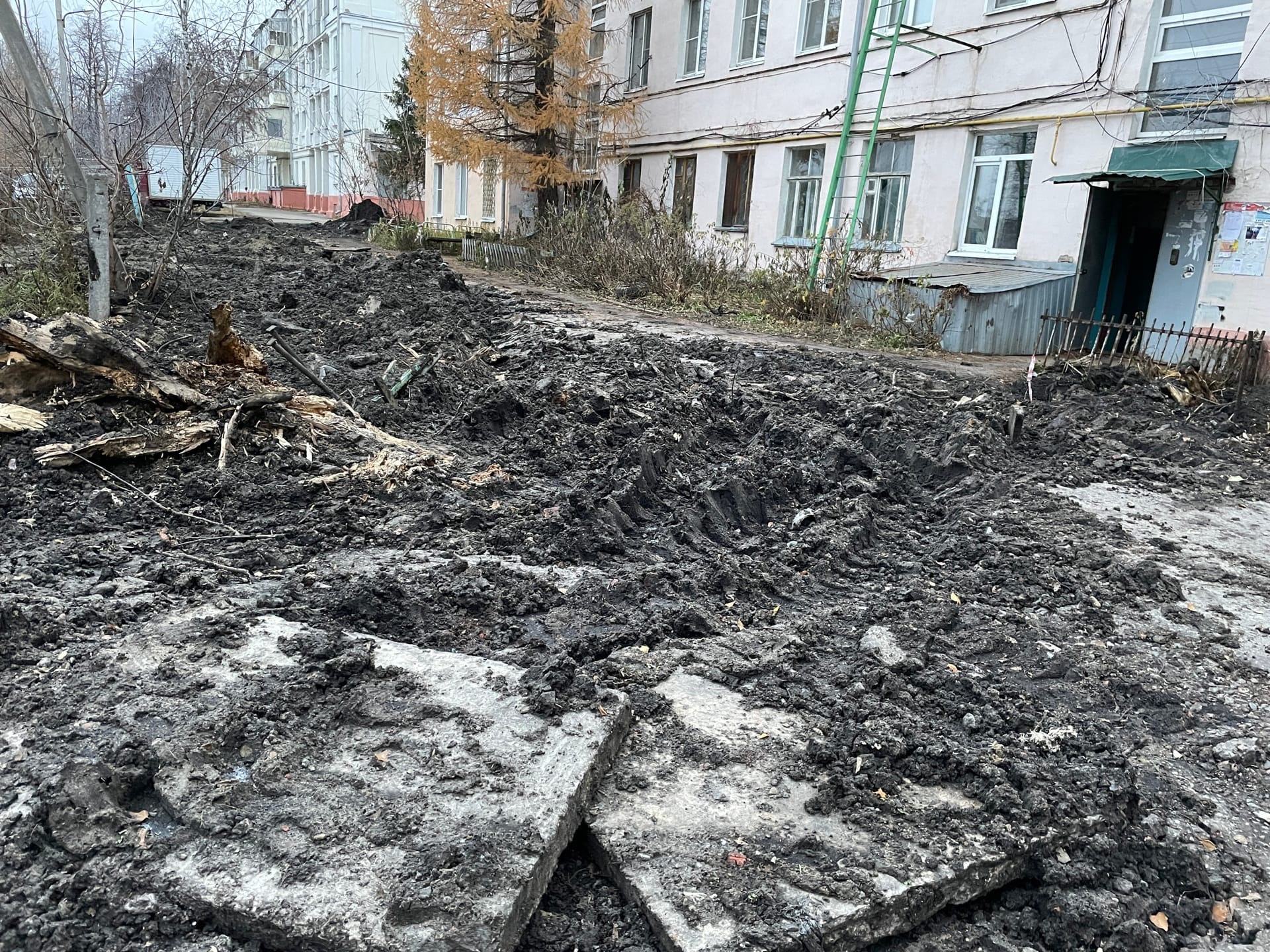 Жителям улицы Ленина назвали дату восстановления асфальта после вскрышных работ