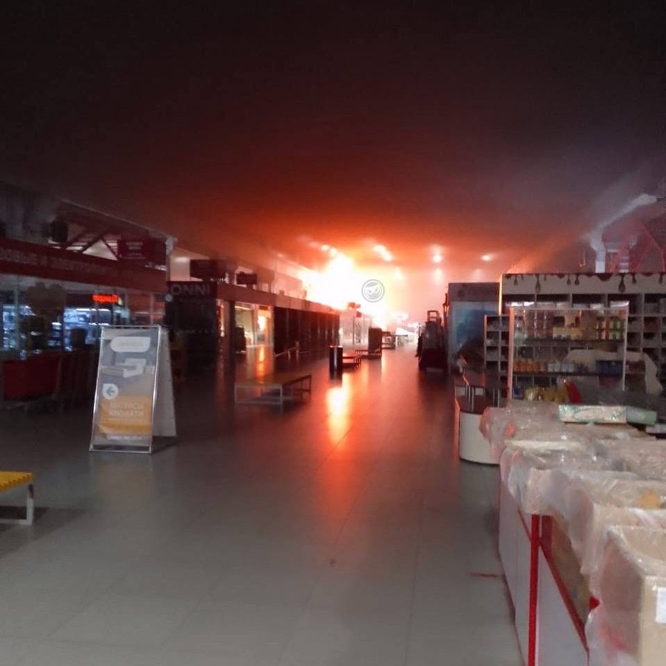 В Пензе из горящих "Красных холмов" эвакуировали 180 человек, из них 10 детей