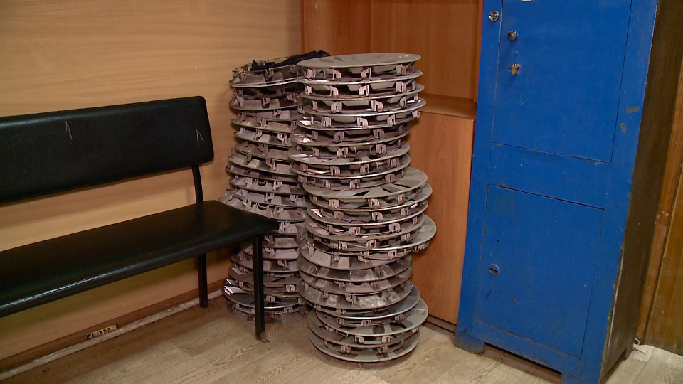 В Пензе двое приезжих сняли около 40 защитных колпаков с автомобилей