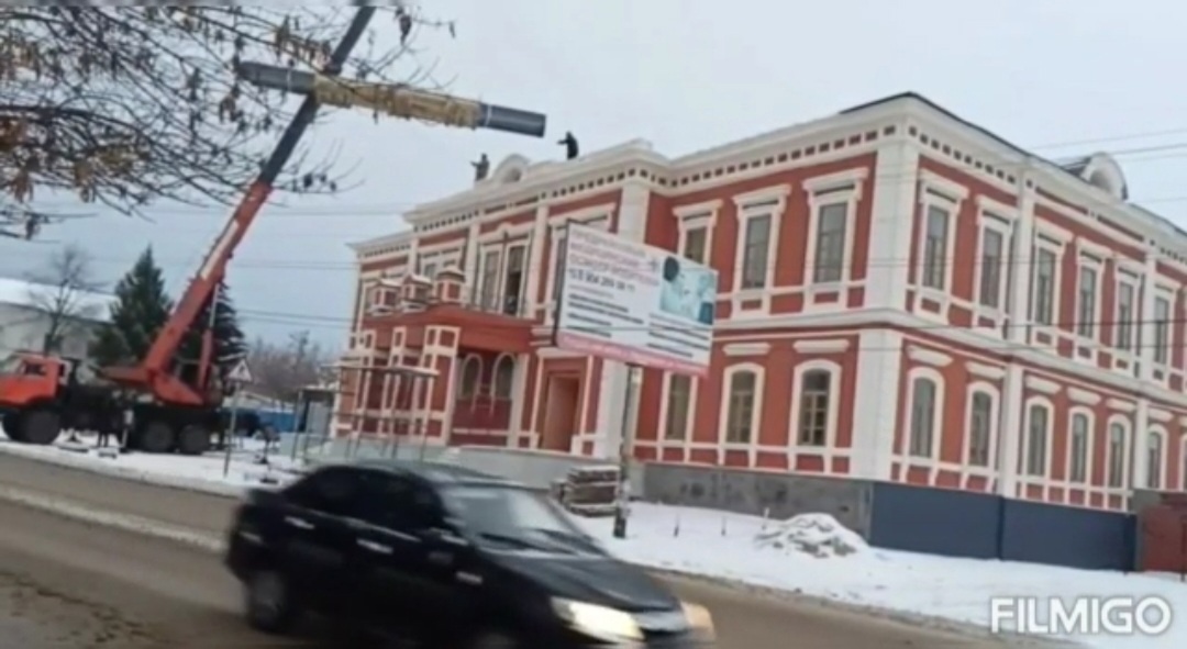 Жителей Сердобска не устроила краска, которой покрасили местный Дом Культуры