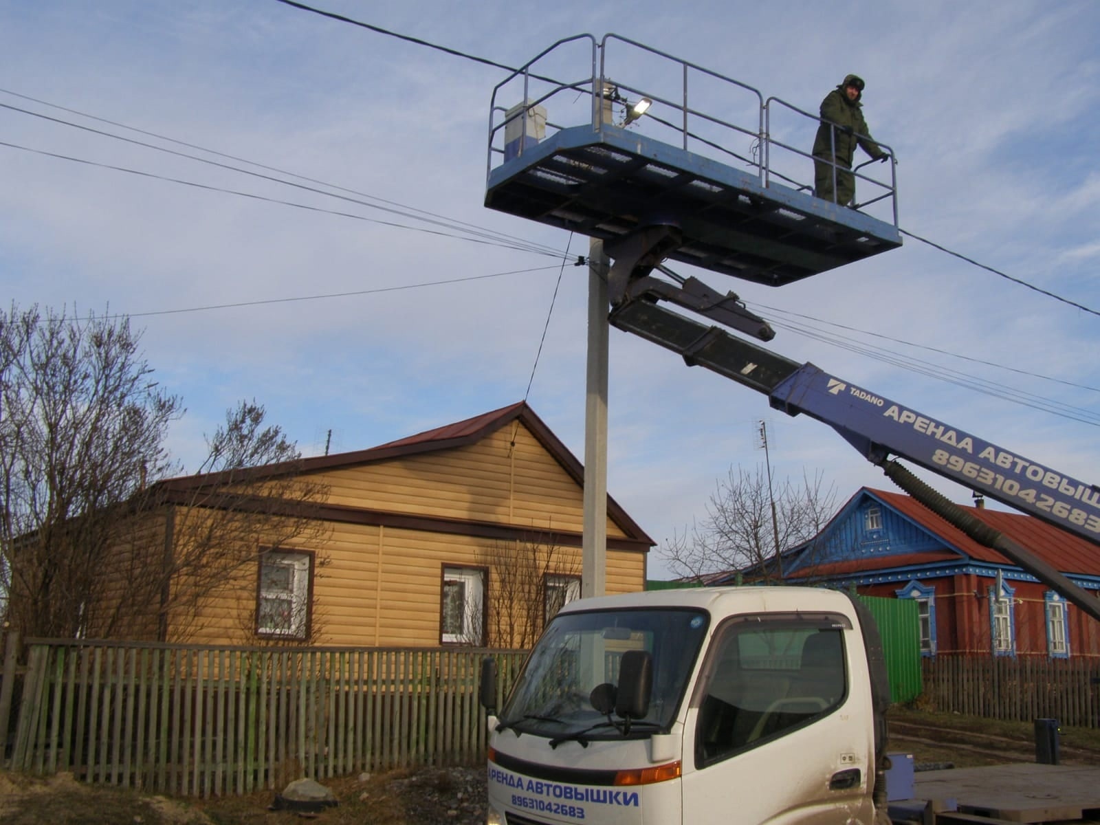 В Сердобском районе на улицах села заменили фонари