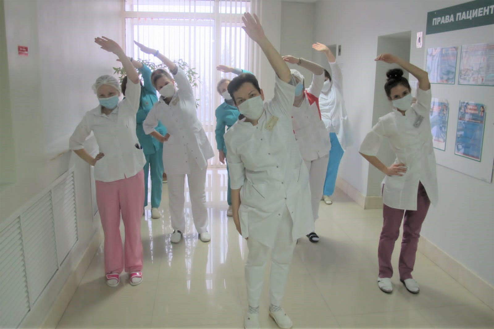 Пензенские врачи своим примером показывают пользу производственной гимнастики