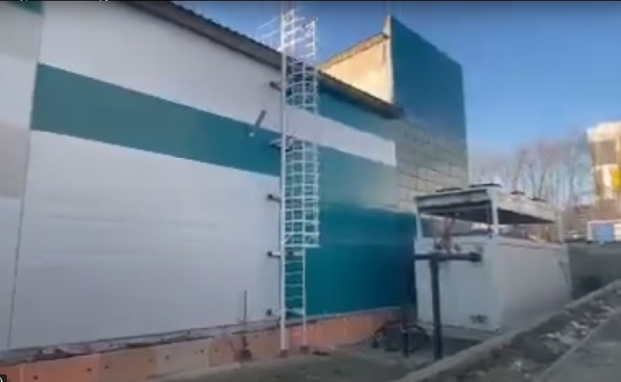 Ледовый каток «Хрустальный» в Пензе готов на 80%