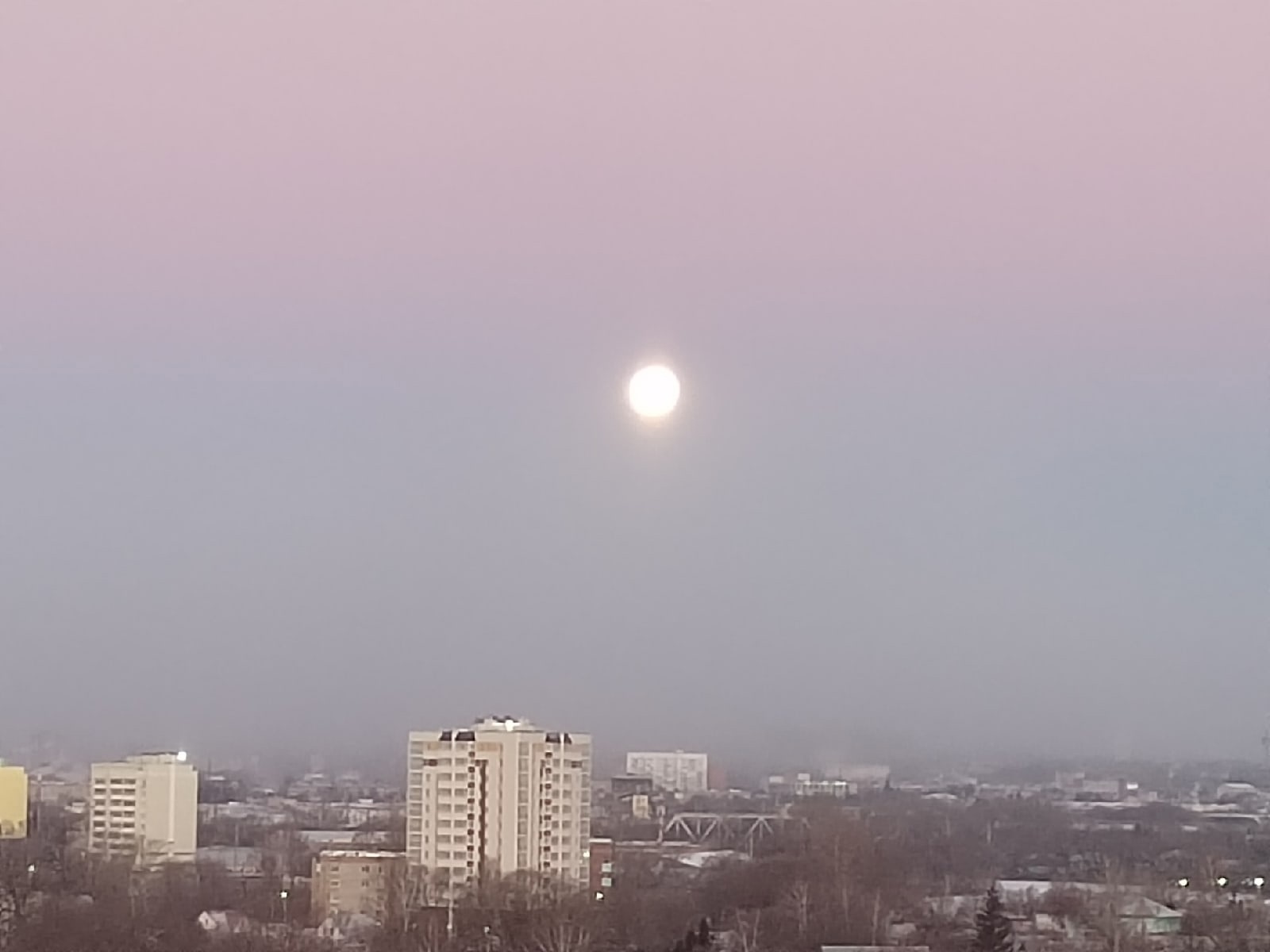 Пензенцам предложили загадать желание, наблюдая последнее полнолуние в году