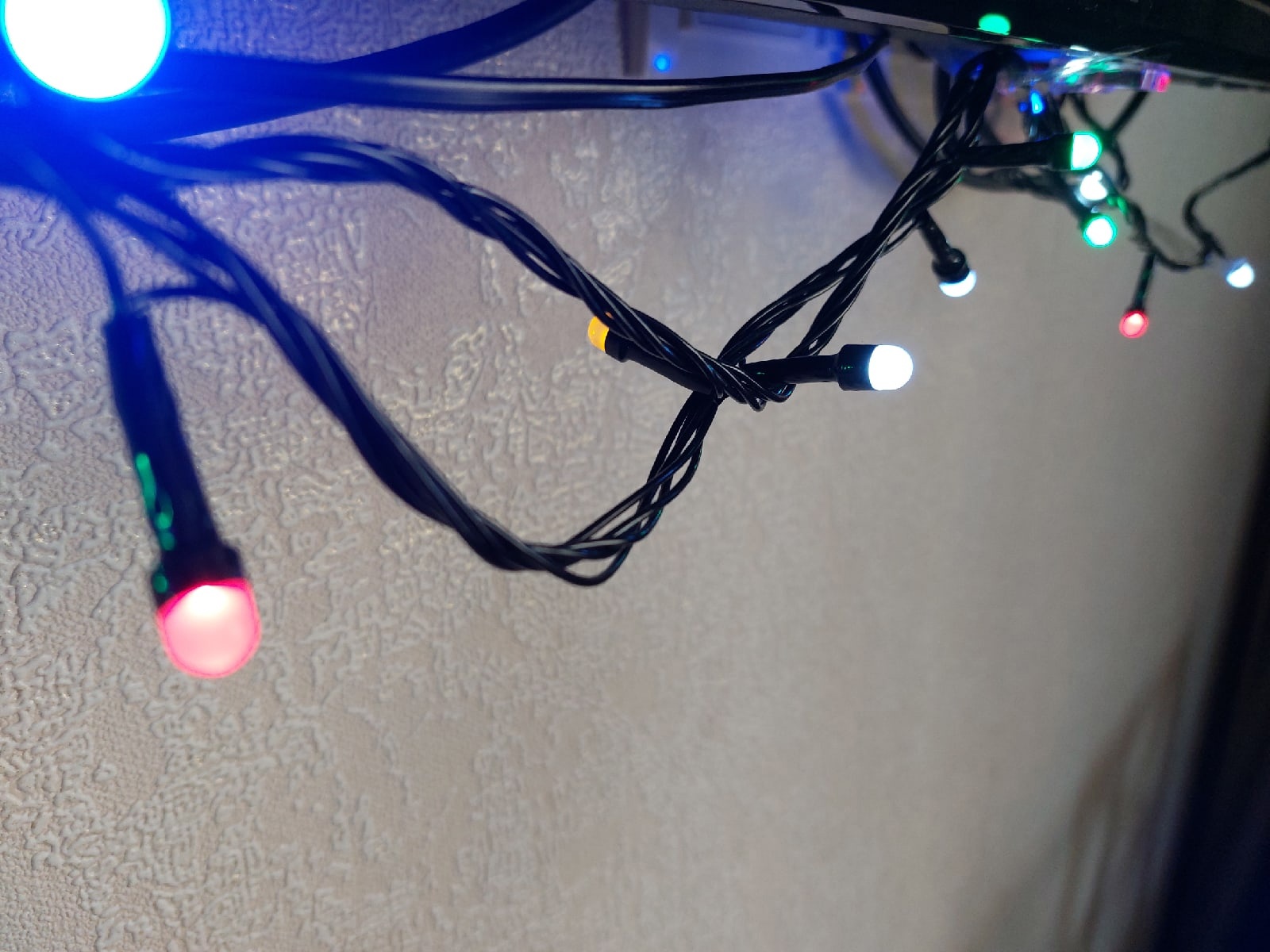 Сердобчанам рассказали, как принять участие в конкурсе на новогоднее оформление домов