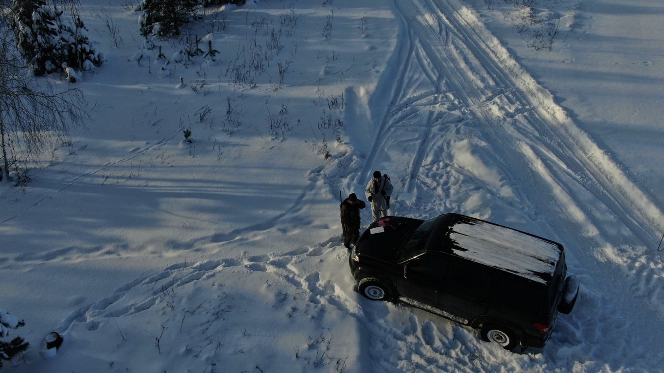 В Пензенской области в лесу обнаружили людей с расчехленным оружием