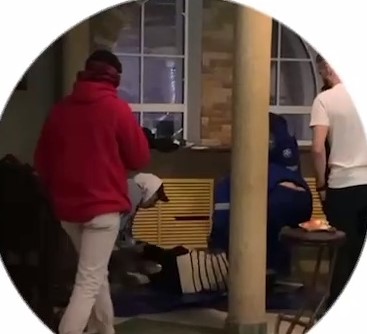 Пензенская школьница упала без сознания в клубе на проспекте Строителей