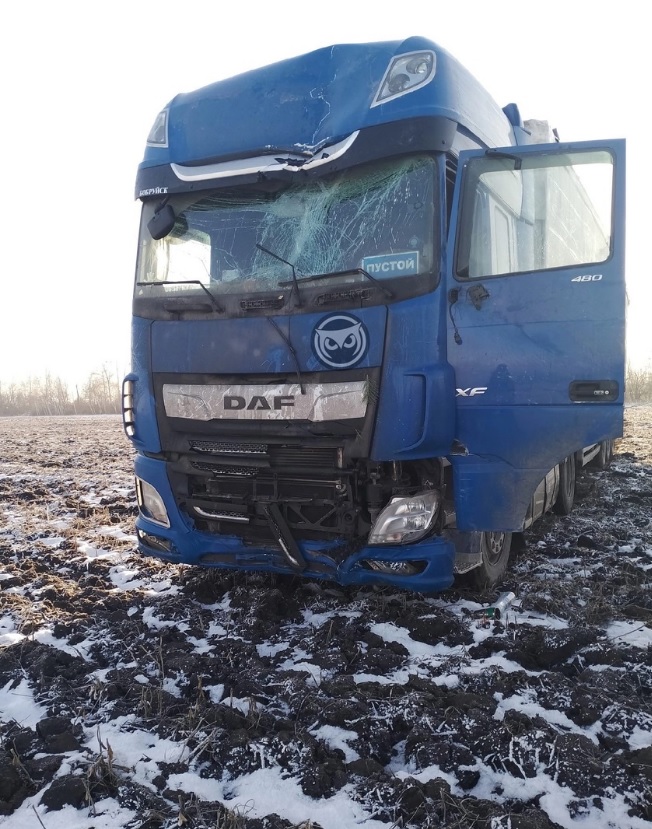 На трассе в Загоскино грузовик слетел с трассы