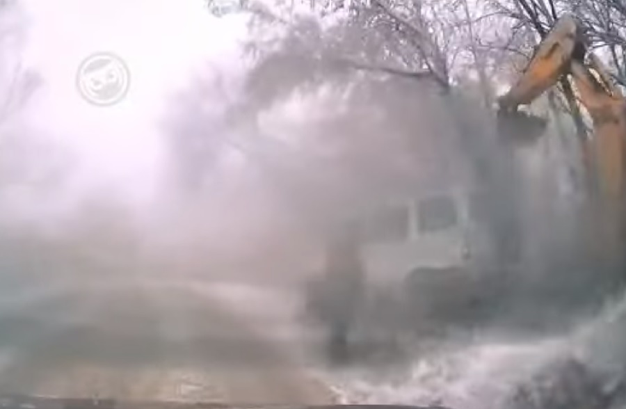 В Пензе в ДТП с дороги снесло внедорожник